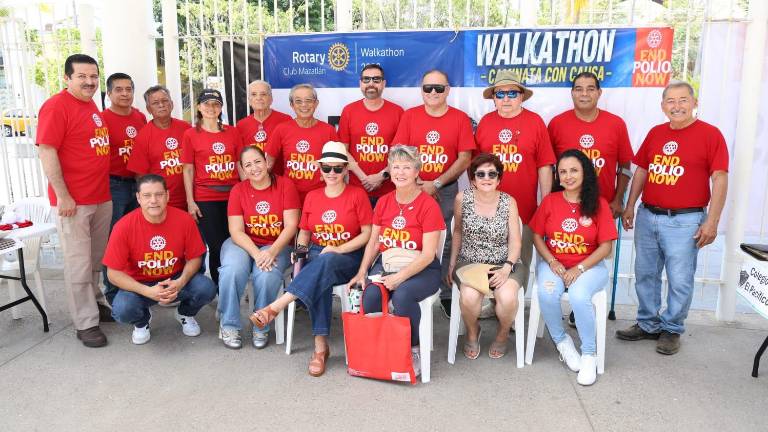 Integrantes del Club Rotario Mazatlán encabezaron la segunda edición del Walkathon, promoviendo la solidaridad y el apoyo a programas comunitarios.