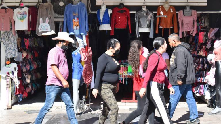 En la vía pública, las actividades en Sinaloa se desarrollan con normalidad.