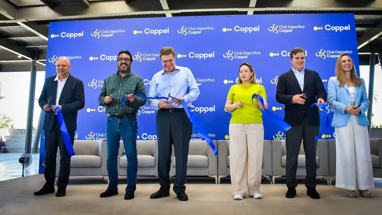 Inaugura Grupo Coppel su Club Deportivo