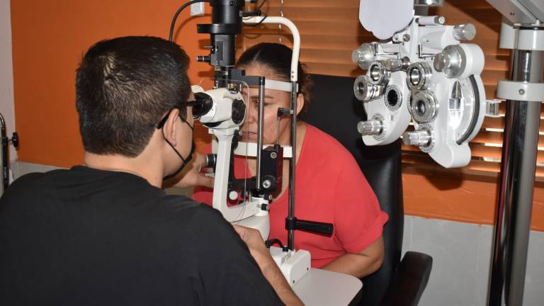 Otorgarán a bajo costo cirugías de cataratas en Culiacán