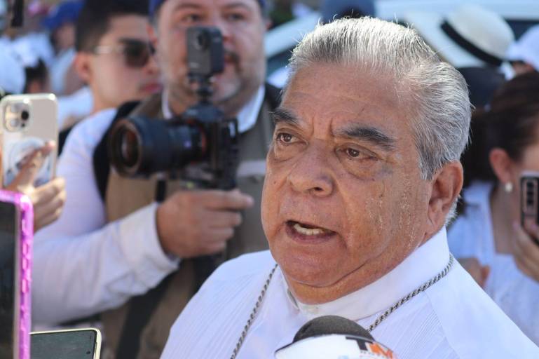 Grupos antagónicos que pelean en Sinaloa deben comprender que el mal no es el camino: Obispo de Culiacán