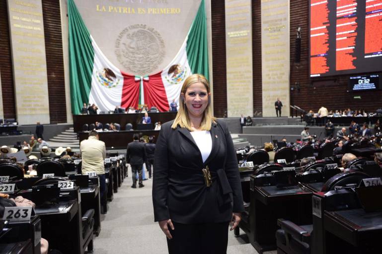 Regidora Ana Quevedo gestiona apoyos para Rosario en Cámara de Diputados