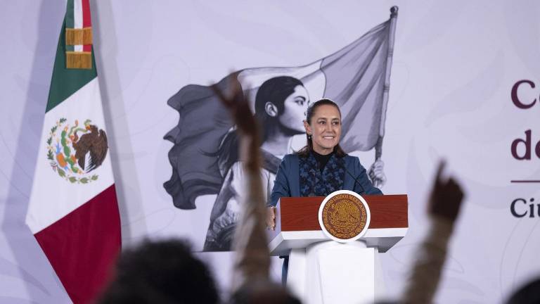 Jóvenes usan la IA como psicólogo: Sheinbaum y SEP advierten riesgos