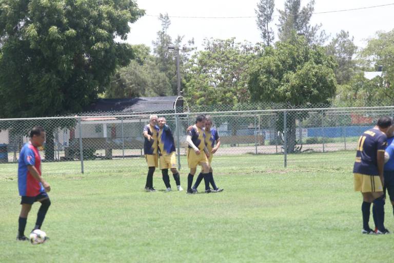 Servigrúas se bebe la Copa en Liga Veteranos Platino Plus