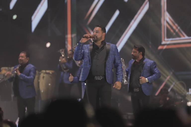 Aparece Snoop Dogg en concierto de la Banda MS en California