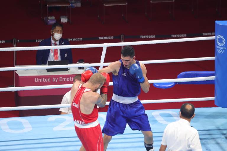Boxeador mexicano Rogelio Romero se pone a un triunfo del podio olímpico
