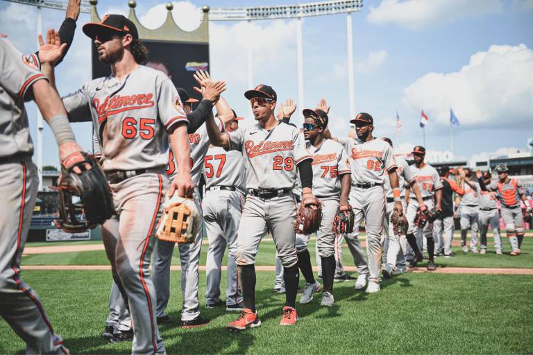 Ramón Urías encamina el triunfo de Orioles sobre Reales