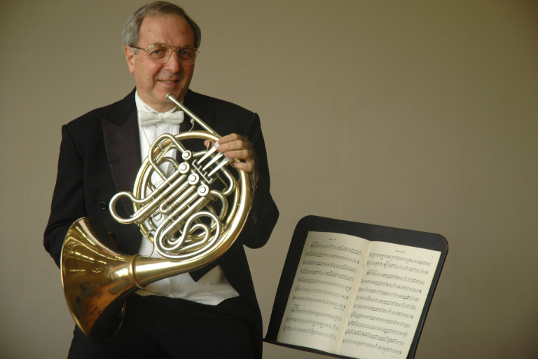 Ofrece Gordon Campbell ‘El Arte del Corno’, en Mazatlán