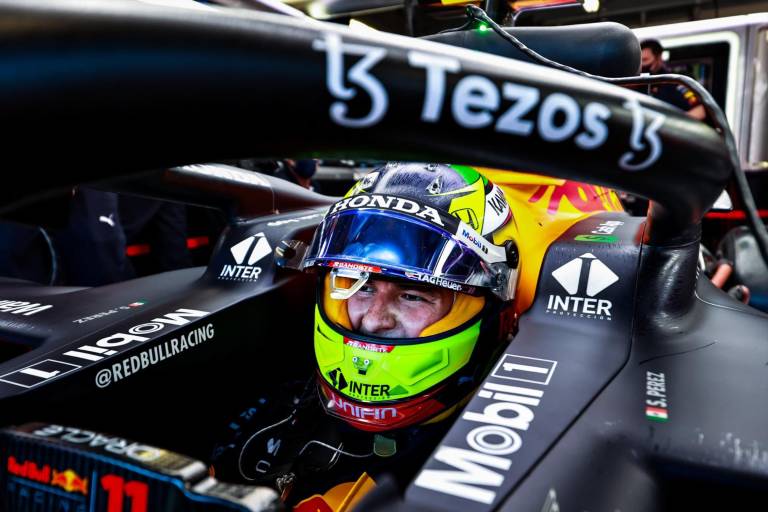 Checo Pérez marca el mejor tiempo en el primer ensayo para el GP de Mónaco