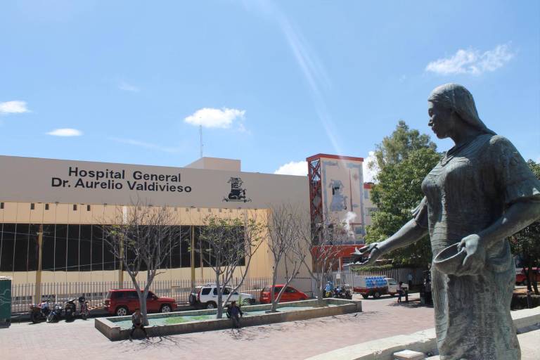 Hospital General de Oaxaca suspende cirugías y servicio de comedor por falta de insumos y recursos