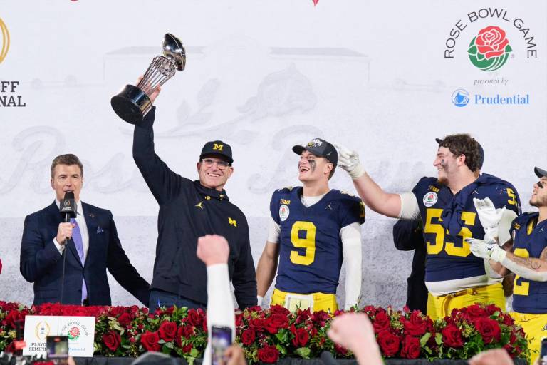 Michigan gana y espera rival en el Juego por el Campeonato del College Football Playoff