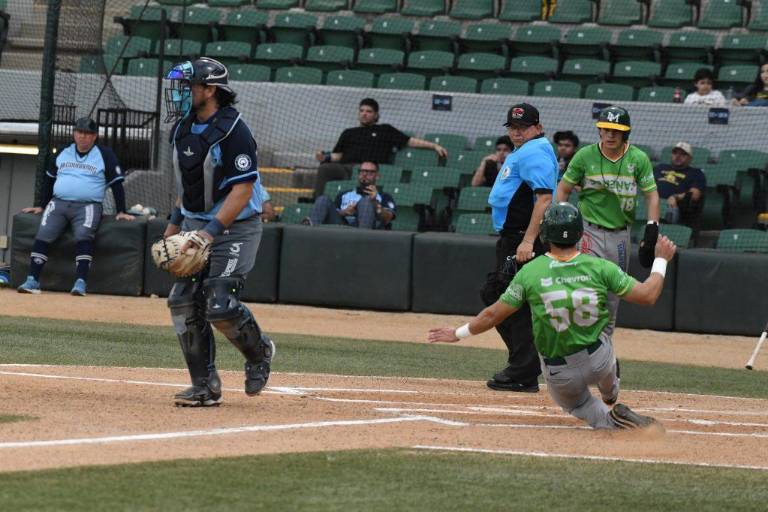 Cañeros de Los Mochis se impone a Algodoneros de Guasave en la Sinaloa Classic