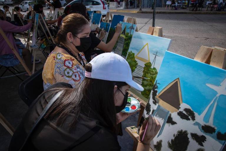 Se inspiran en La Lomita para plasmar su arte