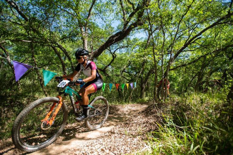 Ciclistas rosarenses conquistan pase a los Juegos Nacionales Conade