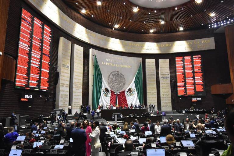 Aprueban ley que otorga control de datos de ciudadanos a Segob