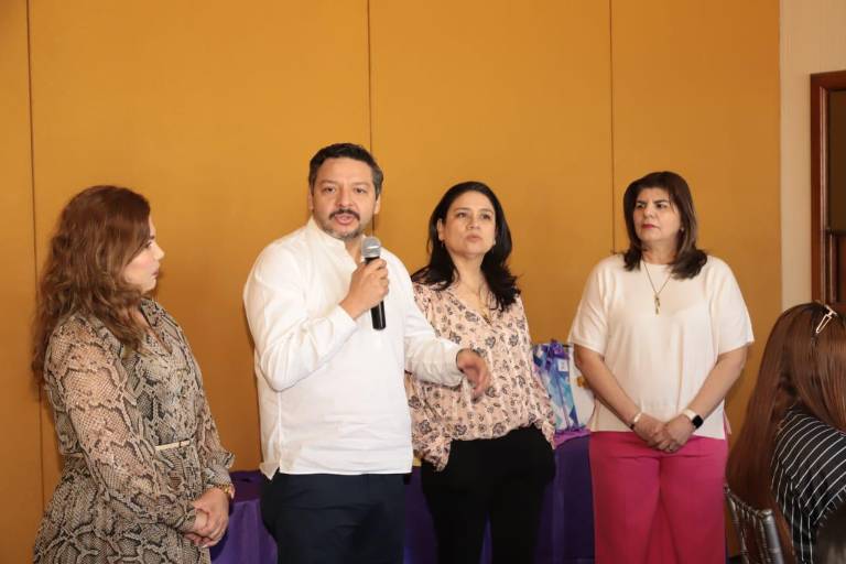 Reconocen a mujeres de Noroeste Culiacán con motivo del Día de la Mujer