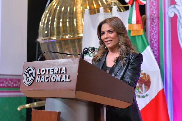 Presenta Lotería Nacional billete de Sorteo Superior que rinde homenaje al 30 aniversario de la Fundación Politécnico