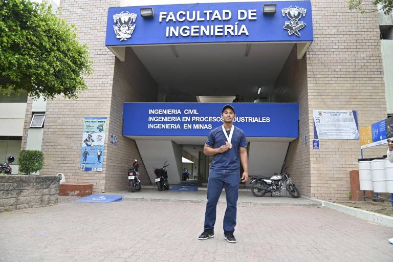 Roberto Cruz regresa con plata y bronce del Panamericano de Halterofilia