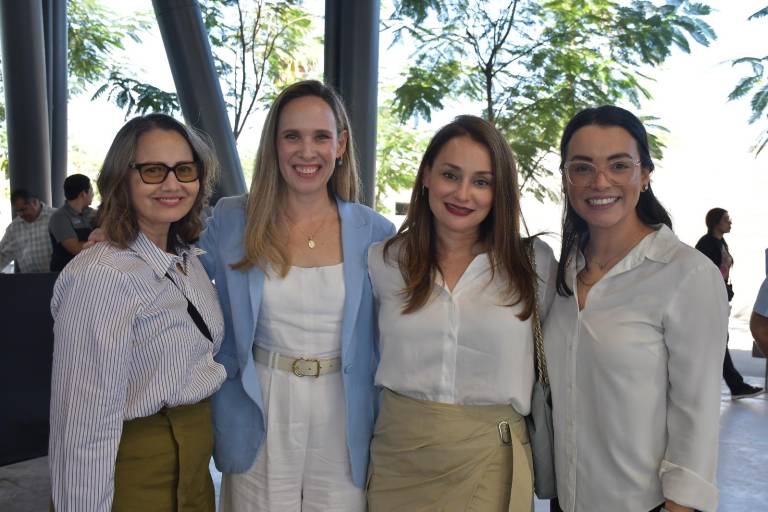 Inaugura Grupo Coppel su Club Deportivo