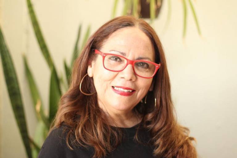 Elaborarán libros de artista en taller con Martha Romero