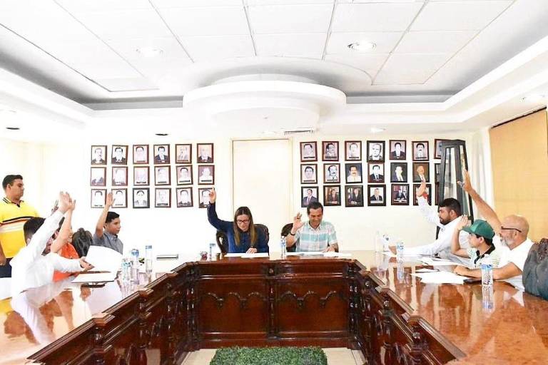 Beneficiarán con becas a 550 jóvenes estudiantes en Elota