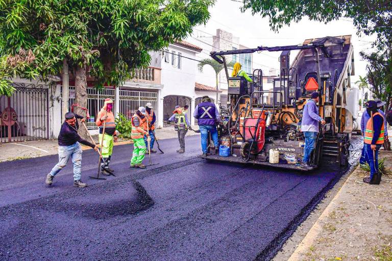 Concluye reencarpetado de calle Teodoro Mariscal, en el Fraccionamiento Estadio