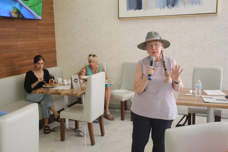 Regresan integrantes de Friends of México a disfrutar de la temporada invernal en Mazatlán