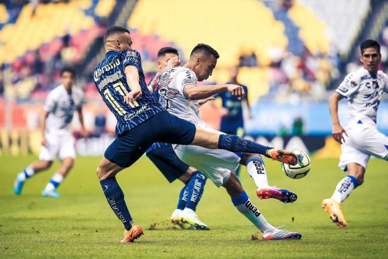 América no puede ante unos aguerridos Gallos