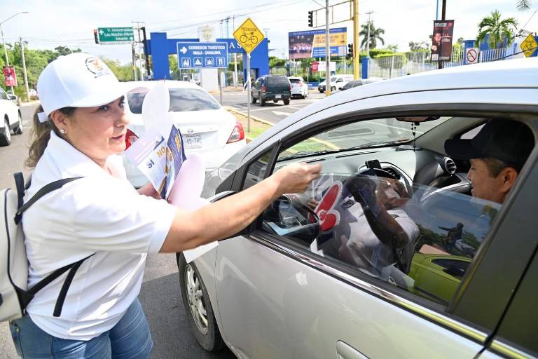 Irán casa por casa trabajadores de la UAS para divulgar discurso de la defensa a la autonomía