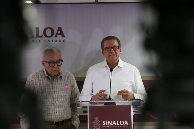 Desde julio el Gobierno de Sinaloa realiza trabajos para exhumar e identificar los restos de personas