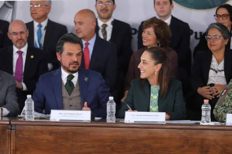 En 12 años, el IMSS sumará más del doble de camas de las que se hicieron en 36 años: Zoé Robledo