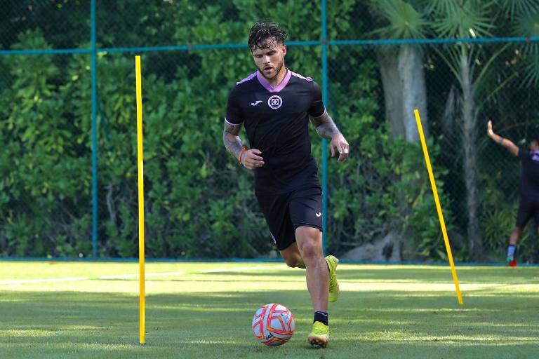 Cruz Azul viajó a Riviera Maya para seguir con su pretemporada
