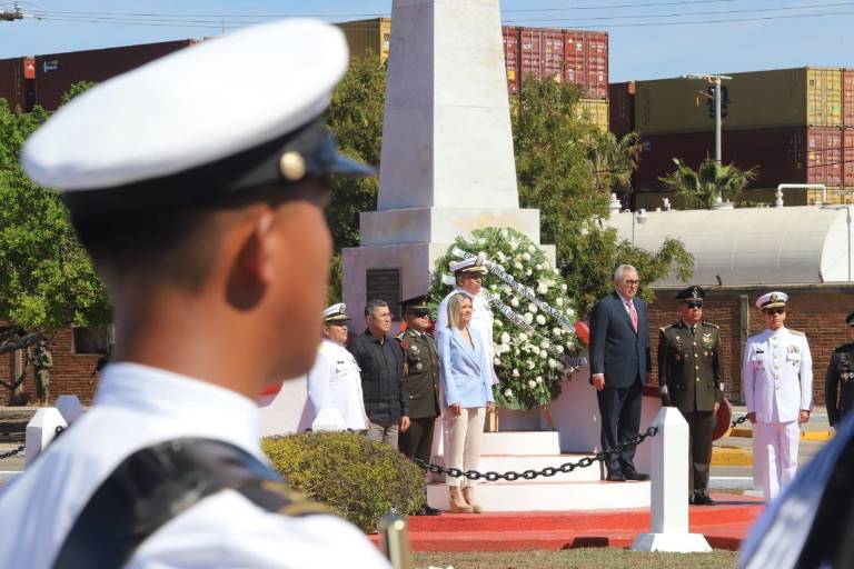 Celebran en Mazatlán el 111 aniversario de la gesta heróica de la defensa del Puerto de Veracruz
