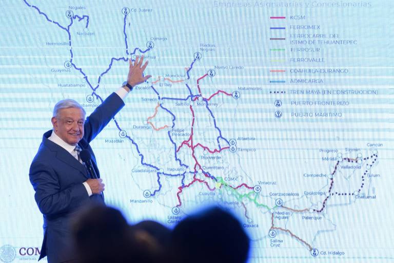 AMLO firmará decreto para que empresas de trenes de carga ofrezcan el servicio de pasajeros