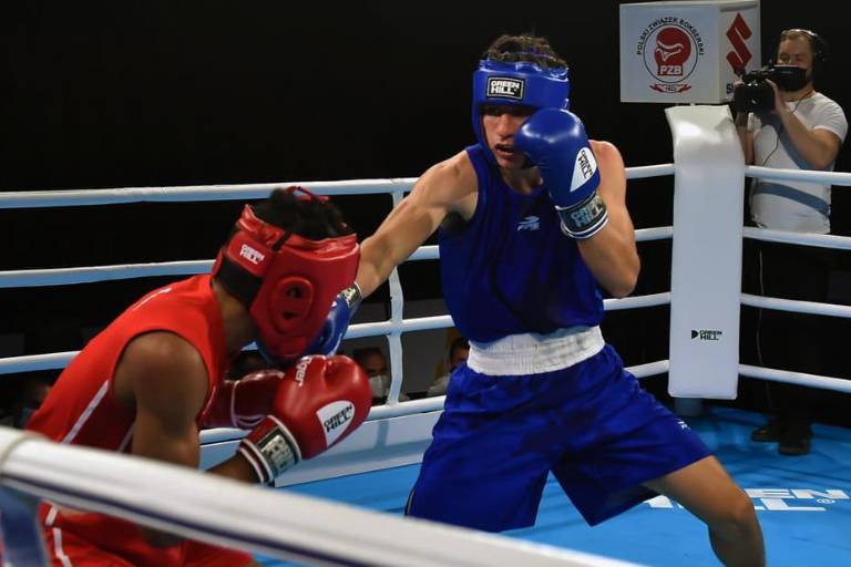 Marco Verde es eliminado en el Campeonato Mundial Juvenil de boxeo