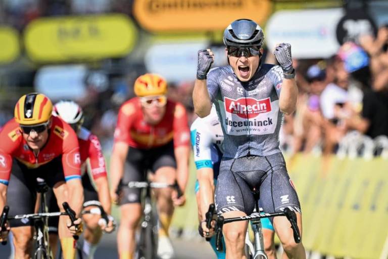 Philipsen gana la etapa 16 del Tour de Francia; Pogacar mantiene el liderato