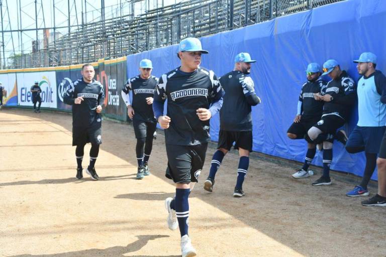 Algodoneros de Guasave abre campamento de pretemporada