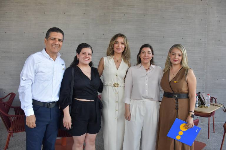 Inaugura Grupo Coppel su Club Deportivo