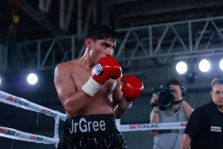 Enfrentar a alguien que logró un campeonato del mundo será un gran reto: Pedro Guevara