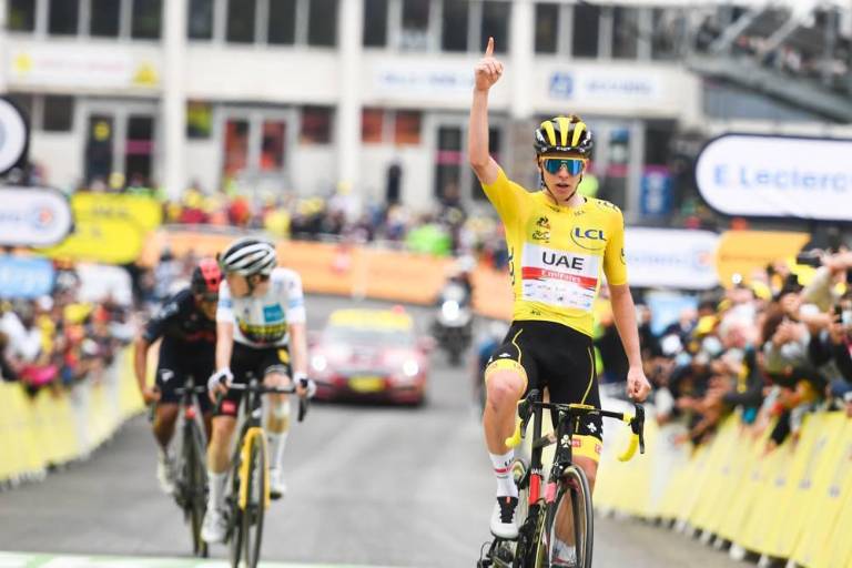 Tadej Pogacar prácticamente sentencia el Tour de Francia al ganar la etapa 18