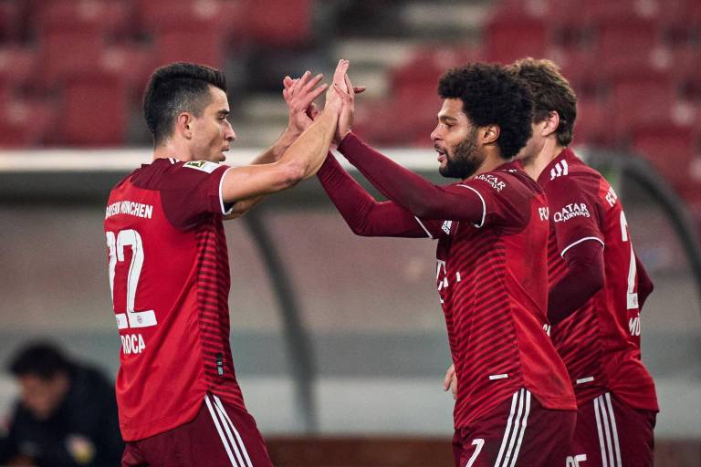 El Bayern Munich lidera la Bundesliga alemana tras derrotar 5-0 al Stuttgart