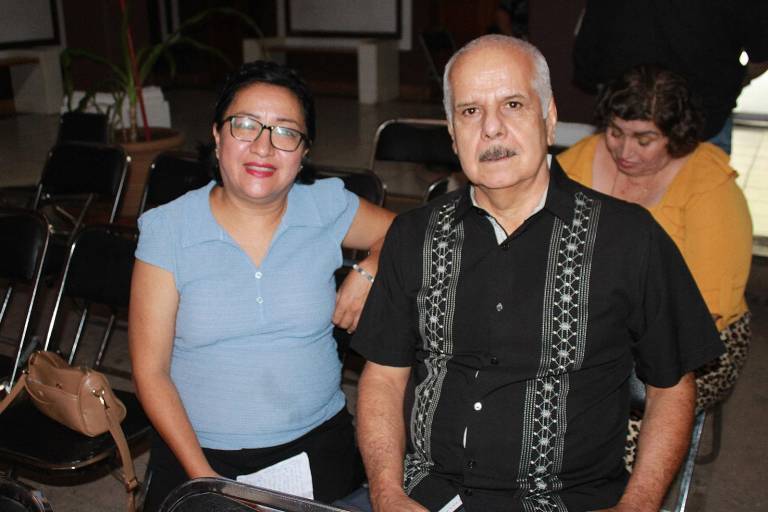 Destacan periodistas la transformación que ha vivido el periodismo