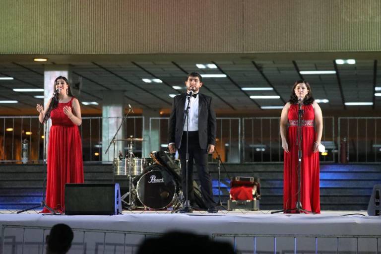 Los sinaloenses gritan ¡Viva México!