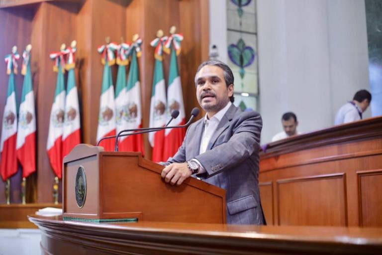 No hay avances en el horario extendido en las escuelas, critica Sergio Mario Arredondo