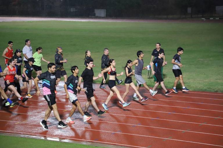 Cientos de corredores participaron en el evento ‘Rumbo al Segundo Medio Maratón Isde 2025’