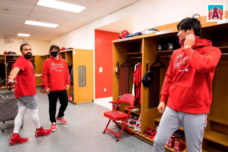 Shohei Ohtani alcanza las 100 millas en el bullpen