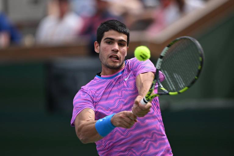 Carlos Alcaraz se venga de Fábián Marozsán y ya está en cuartos de Indian Wells