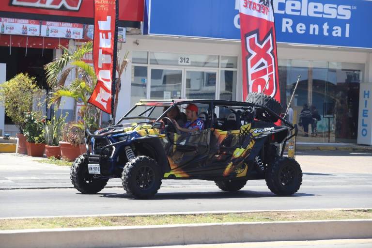Llama Tránsito en Mazatlán a conductores de razers a apegarse a la Ley esta Semana Santa
