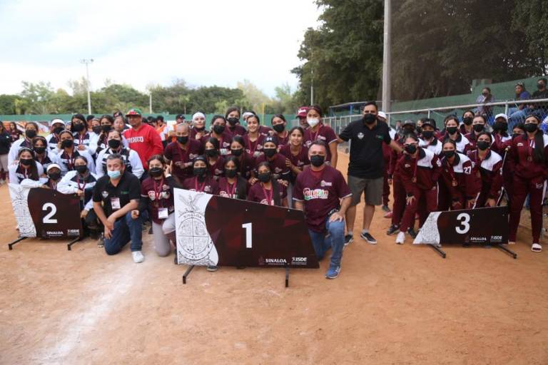 Culiacán y Ahome se reparten campeonatos estatales del softbol en los Juegos Conade