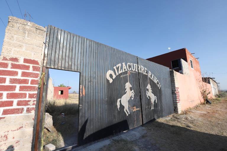 Integrantes del colectivo Guerreros Buscadores de Jalisco ingresan al Rancho Izaguirre